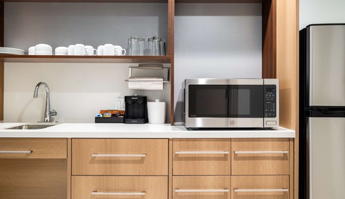 Suite, 1 King-Bett, barrierefrei (Roll-In Shower)