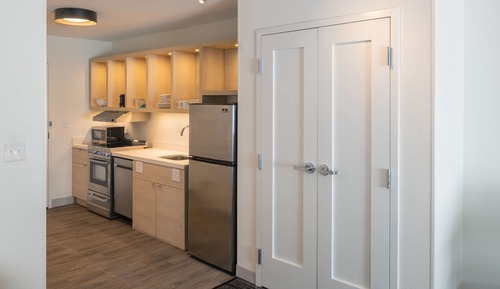 Suite, 1 Schlafzimmer (Mobility/Hearing Accessible, Tub)