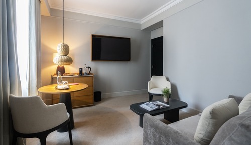 Premium-Suite (2+1)