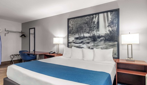 Standardzimmer, 1 King-Bett, barrierefrei, Nichtraucher