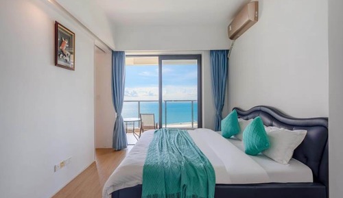 Superior-Suite, 1 King-Bett, Meerblick