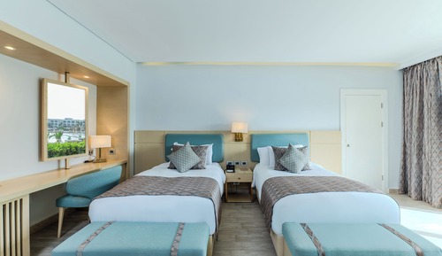 Deluxe-Zimmer, Poolblick