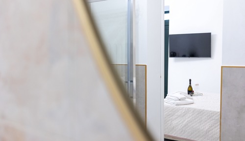 Exclusive-Suite