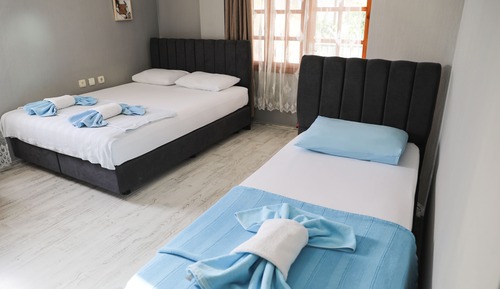 Standard-Dreibettzimmer