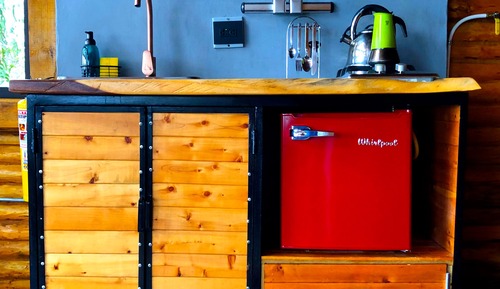 Romantische Ferienhütte, Whirlpool, Stadtblick