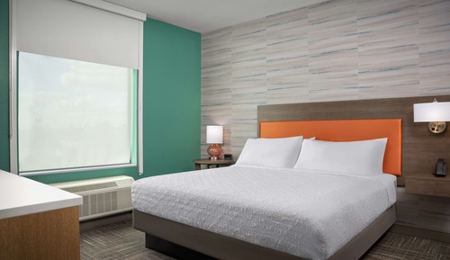 Suite, 1 King-Bett, barrierefrei (Roll-In Shower)