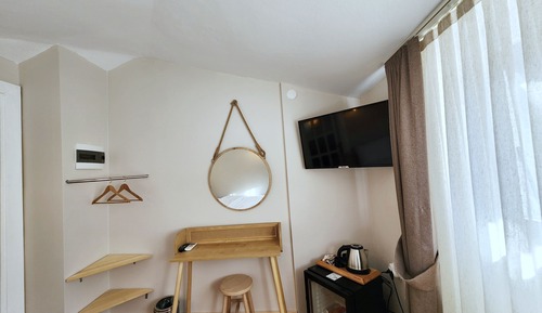 Standart Oda Terasli- Bahçe Manzarali (Prokonisos)