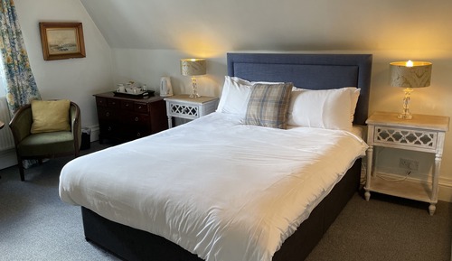 Standard-Doppelzimmer, mit Bad (2nd Floor)