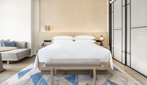 Zimmer, 1 King-Bett, Balkon