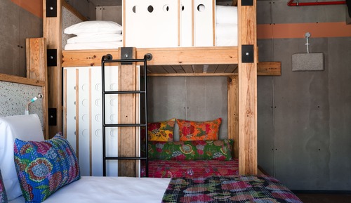 Standard-Vierbettzimmer