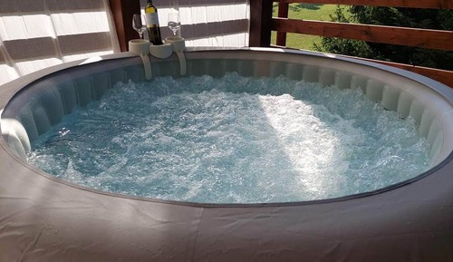 Deluxe-Studio, Whirlpool