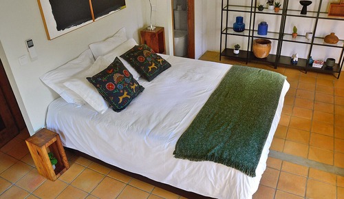Basic-Ferienhaus, 1 Schlafzimmer, Flussblick, zum Garten hin