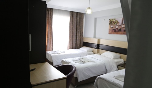 Standard-Dreibettzimmer