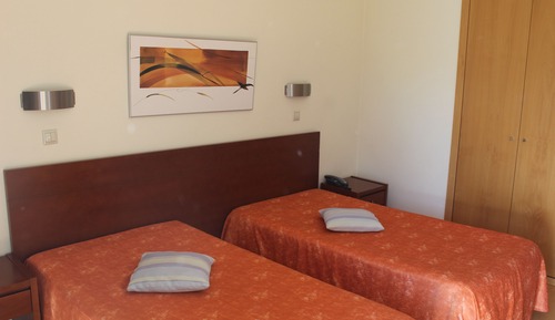 Zweibettzimmer
