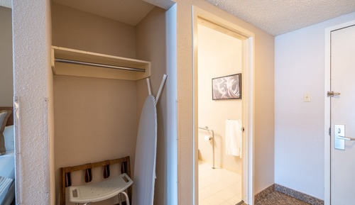 Doppelzimmer, 2 Doppelbetten, barrierefrei