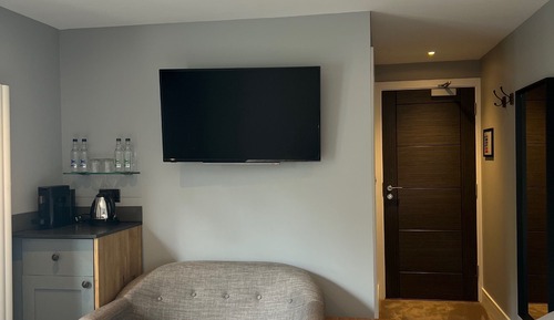 Superior-Zimmer, 1 King-Bett, Flussblick