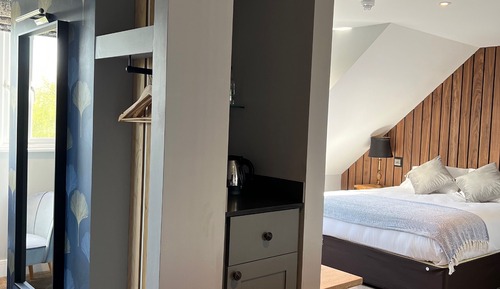 Deluxe-Zimmer, 1 King-Bett, Flussblick