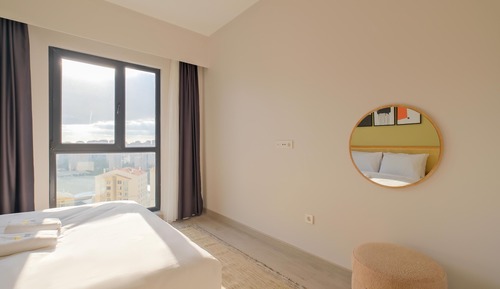 Deluxe Condo, 2 Bedrooms