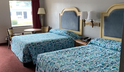 Basic-Doppelzimmer, 2 Doppelbetten, Nichtraucher