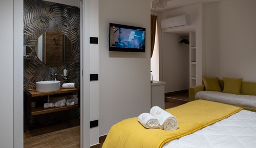 Deluxe-Vierbettzimmer, Nichtraucher, mit Bad