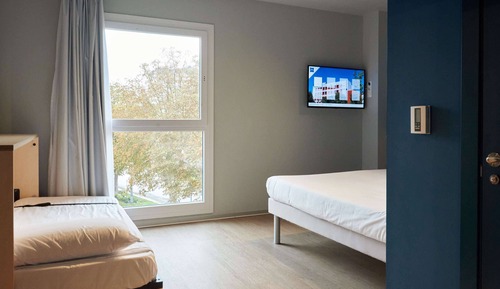 Standardzimmer (double bed and extra bed)