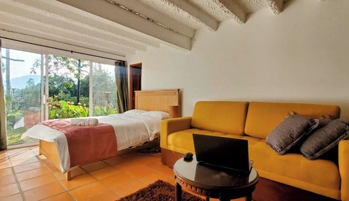 Classic-Doppel- oder -Zweibettzimmer