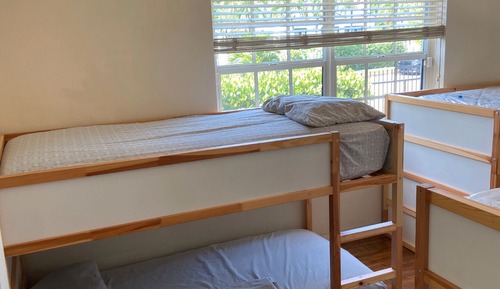 Gemeinsamer Gallery-Schlafsaal