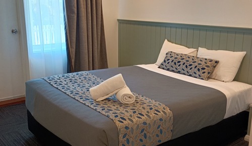 Basic-Zimmer, 1 Queen-Bett