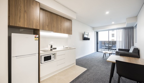 Deluxe-Studio, Balkon