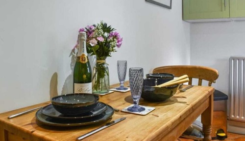 Ferienhaus, 1 Schlafzimmer (The Hideaway)