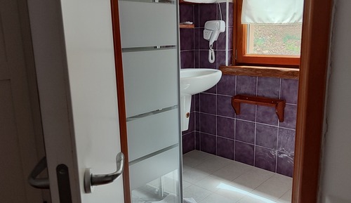 Familien-Vierbettzimmer