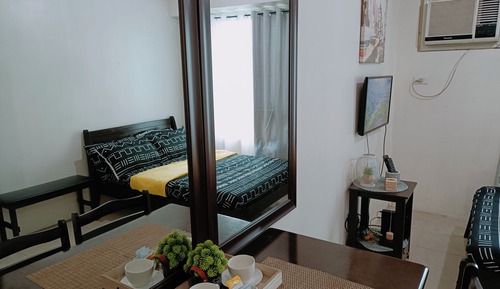 Elite-Studio, 1 Queen-Bett