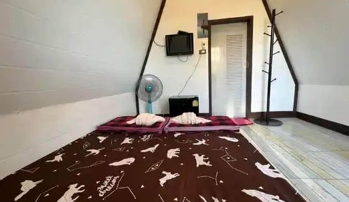 Standard-Ferienhaus, 1 Doppelbett, Bergblick