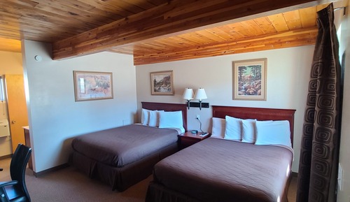 Traditional-Doppelzimmer