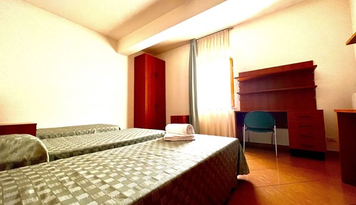 Dreibettzimmer