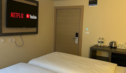 Traditional-Doppel- oder -Zweibettzimmer