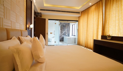 Royal-Zimmer