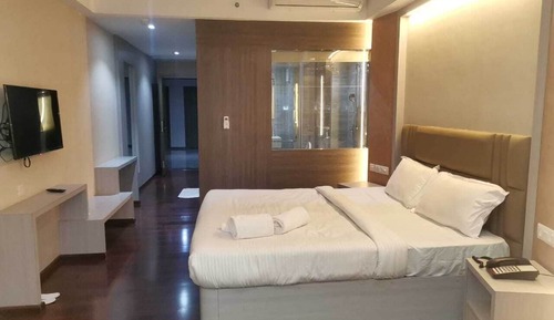 Deluxe-Zimmer, 1 King-Bett, Nichtraucher, Stadtblick