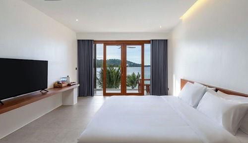 Superior Seaview Bathtub