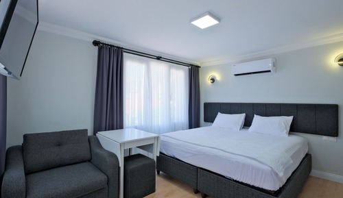 Standard-Studiosuite, 1 Queen-Bett und Schlafsofa, Balkon