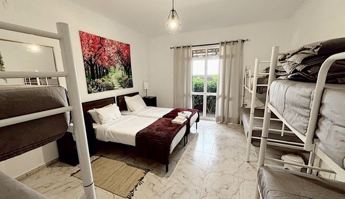 Economy-Suite, Gemeinschaftsbad (5)