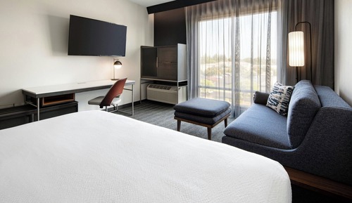 Zimmer, 1 King-Bett (Hearing Accessible)