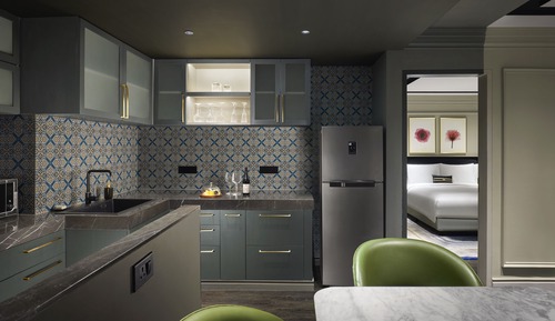 Presidential-Suite (Centric)
