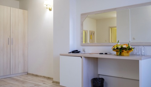 Superior-Doppel- oder -Zweibettzimmer