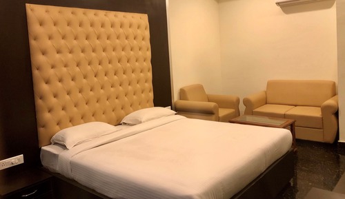 Royal-Zimmer