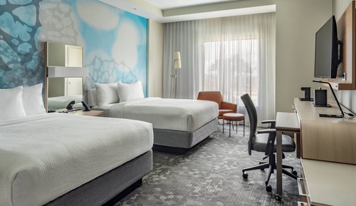 Zimmer, 2 Queen-Betten, Nichtraucher