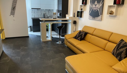 Premier-Apartment