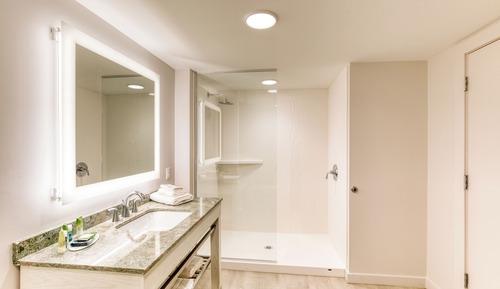 Zimmer, 1 King-Bett, Stadtblick