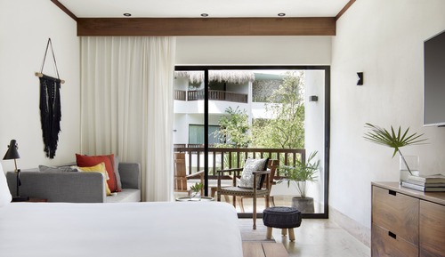 Zimmer, 1 King-Bett, Balkon (Essential)