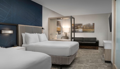 Suite, 2 Queen-Betten (Mobility Accessible, Tub)